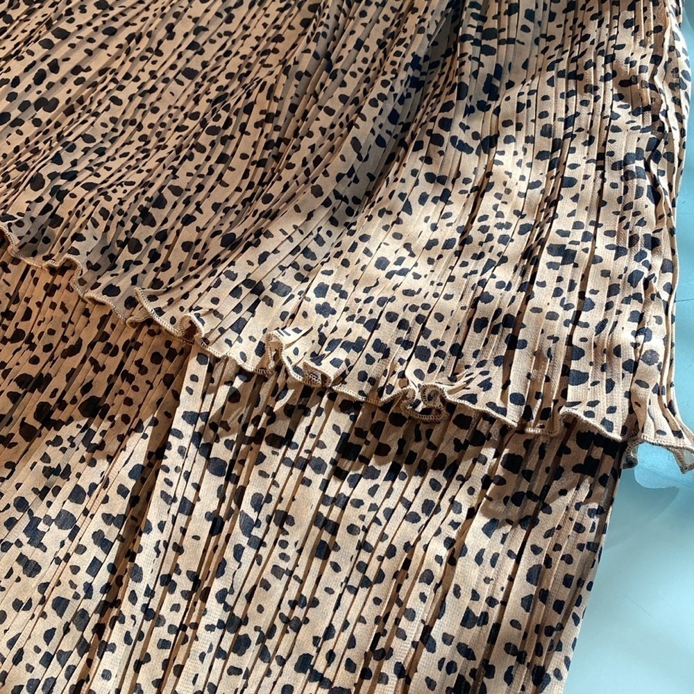 Animal Print Dress She & Sky Pleated Midi Dress Size S NEW - Picture 3 of 12